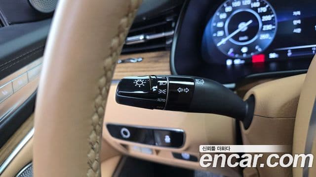 Kia The K9 2023 — Photo 22/42