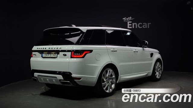 Land Rover Range Rover Sport 2022 — Фото 2/20