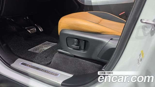 Land Rover Range Rover Sport 2022 — Photo 24/36