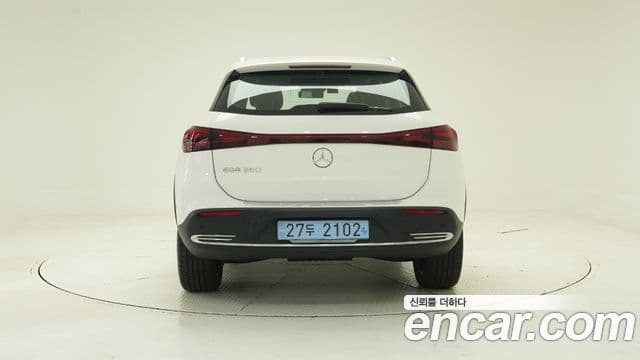 Mercedes-Benz EQA 2025 — ფოტო 10/17