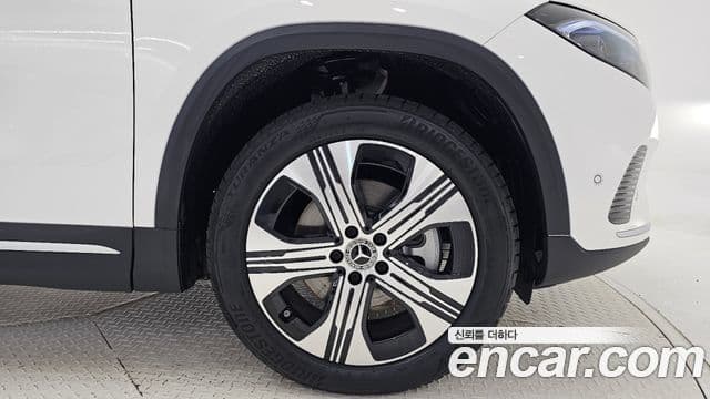 Mercedes-Benz EQA 2025 — ფოტო 15/17