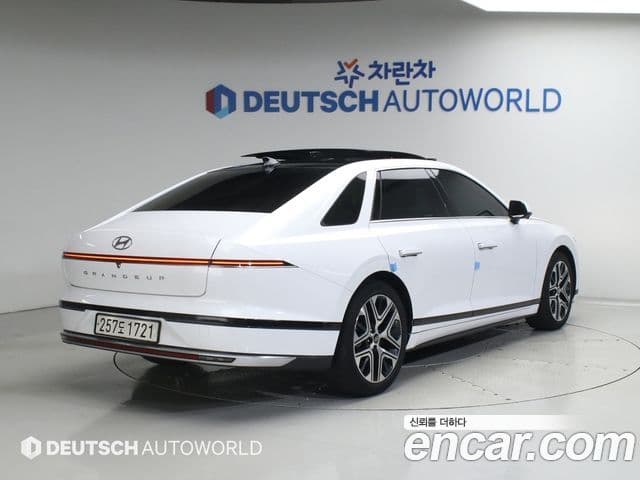 Hyundai Grandeur 2024 — ფოტო 1/20