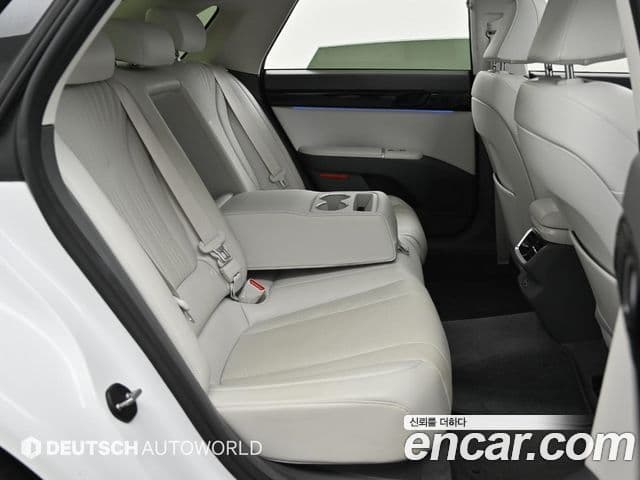 Hyundai Grandeur 2024 — ფოტო 11/20