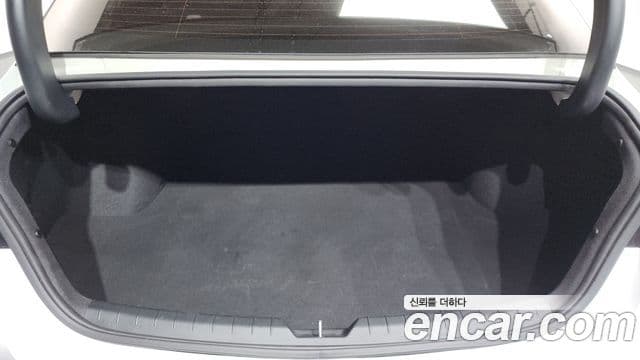 Kia K5 2022 — Şəkil 17/20