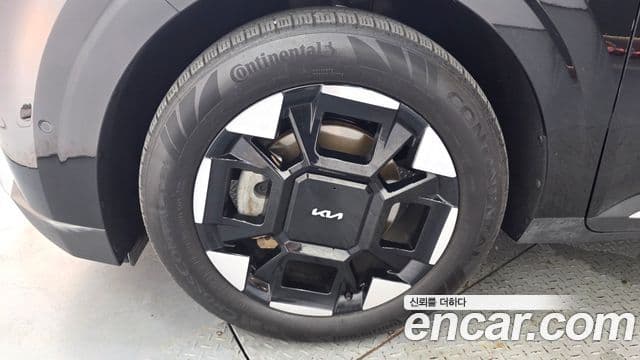 Kia Carnival 2024 — ფოტო 5/20