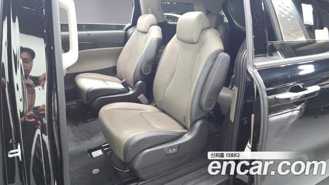 Kia Carnival 2024 — Şəkil 12/20
