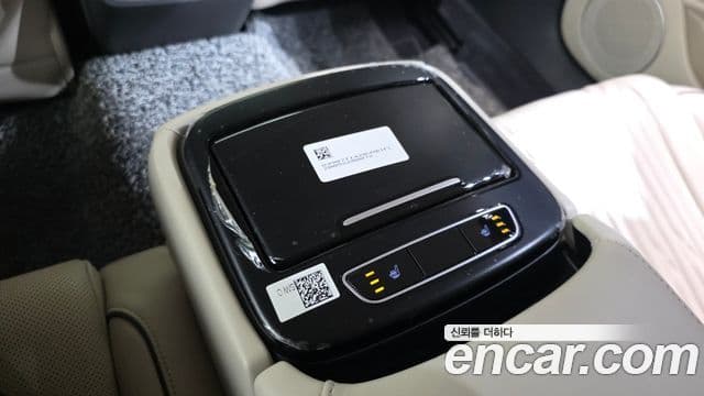 Genesis Electrified G80 2020 — Şəkil 19/20