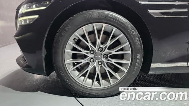 Genesis Electrified G80 2023 — ფოტო 5/20