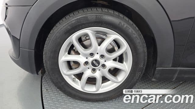 Mini Cooper 2021 — ფოტო 5/20