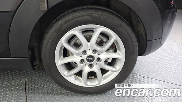 Mini Cooper 2021 — Photo 6/31