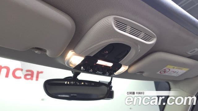 Mini Cooper 2021 — Photo 20/31