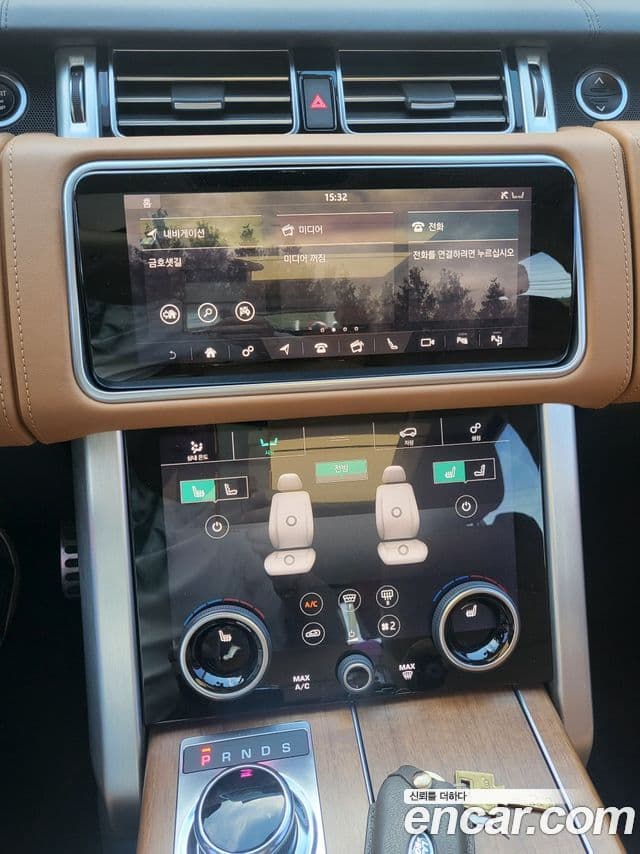 Land Rover Range Rover 2019 — ფოტო 11/20