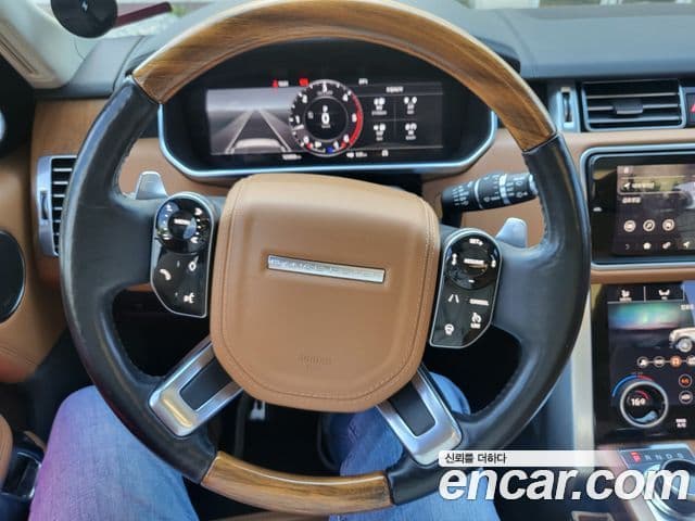 Land Rover Range Rover 2019 — ფოტო 12/20
