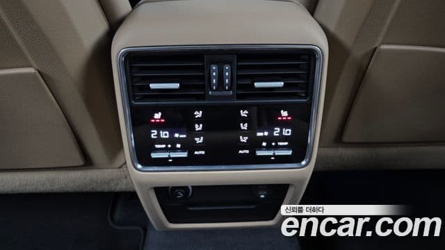 Porsche Cayenne 2019 — Şəkil 19/20