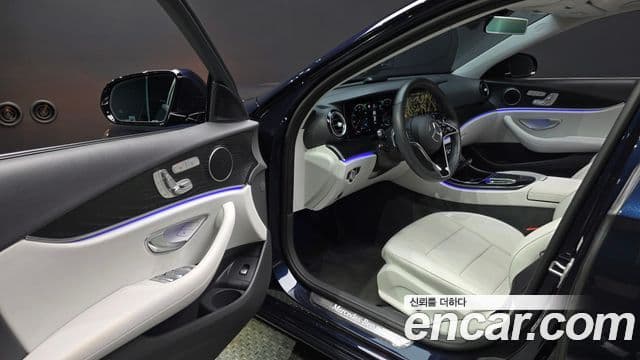 Mercedes-Benz E-Class 2022 — Şəkil 10/20