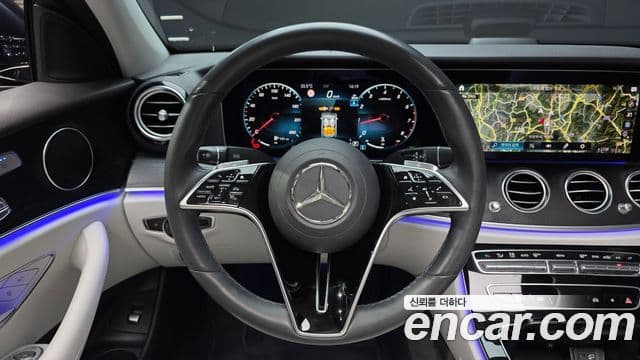 Mercedes-Benz E-Class 2022 — Şəkil 13/20