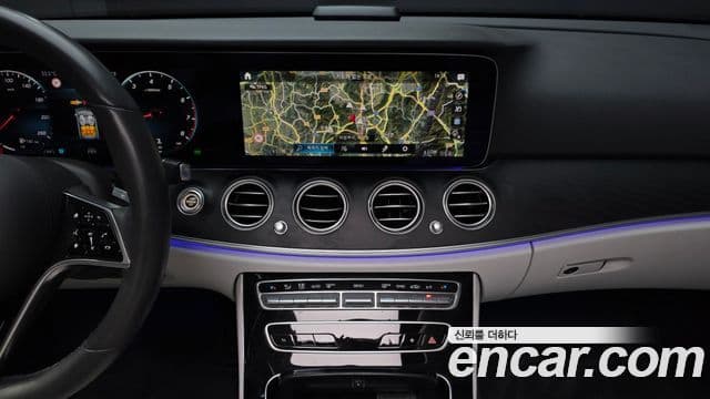 Mercedes-Benz E-Class 2022 — Şəkil 14/20