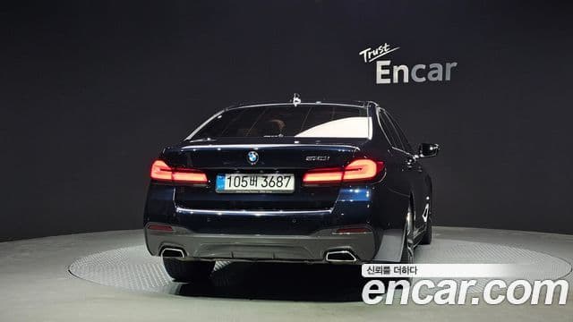 BMW 5 Series 2021 — Şəkil 4/20