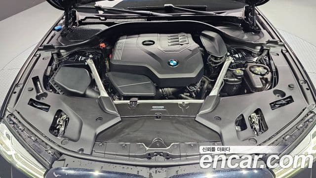 BMW 5 Series 2021 — фото 6 из 20