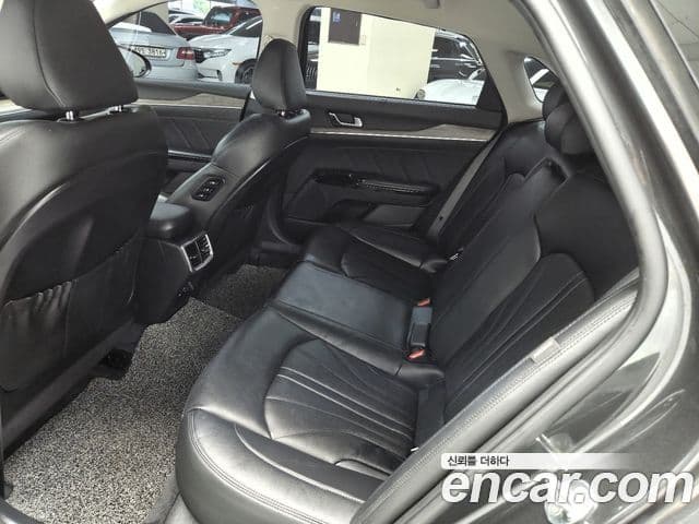 Kia K5 2020 — Şəkil 12/20