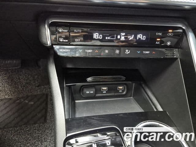 Kia K5 2020 — Şəkil 14/20