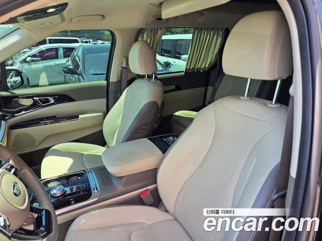 Kia Carnival 2021 — Şəkil 10/19