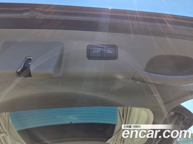 Kia Carnival 2021 — Şəkil 14/19