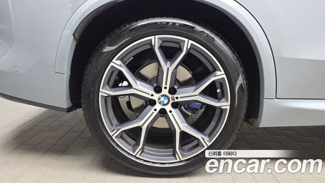 BMW X5 2025 — ფოტო 5/20