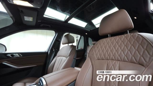 BMW X5 2025 — ფოტო 18/20