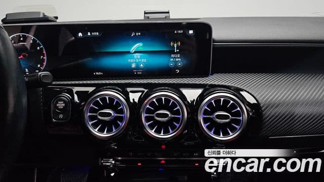 Mercedes-Benz A-Class 2020 — Фото 13/20