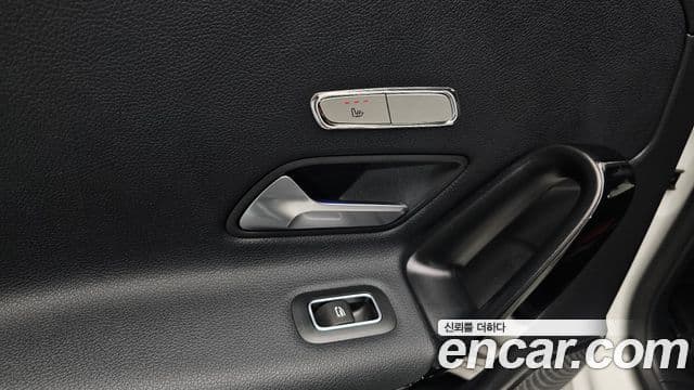 Mercedes-Benz A-Class 2020 — Фото 19/20