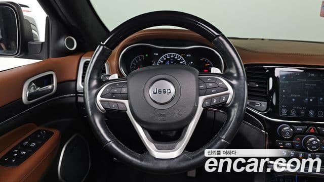 Jeep Grand Cherokee 2020 — Şəkil 13/20