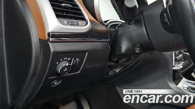 Jeep Grand Cherokee 2020 — ფოტო 6/35