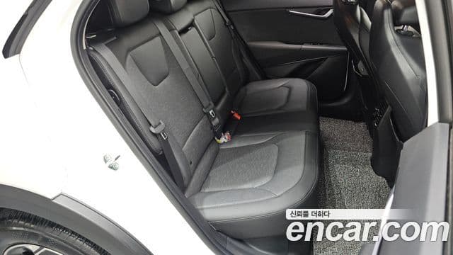 Kia Niro 2023 — ფოტო 12/20