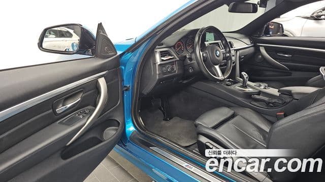 BMW 4 Series 2018 — Şəkil 8/20