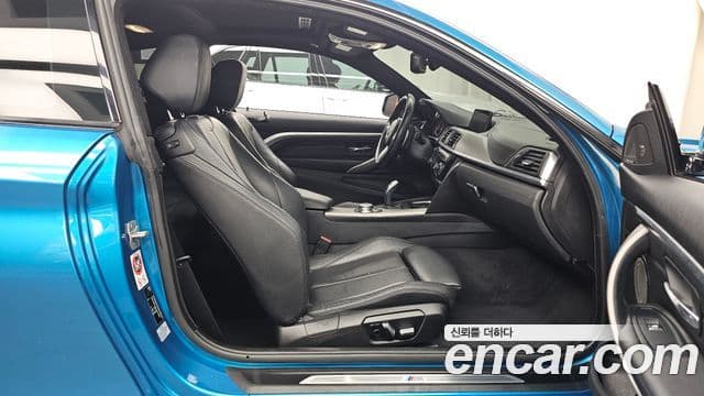 BMW 4 Series 2018 — Şəkil 11/20