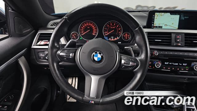 BMW 4 Series 2018 — Şəkil 13/20