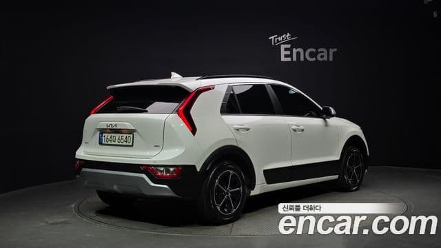 Kia Niro 2022 — Şəkil 2/20