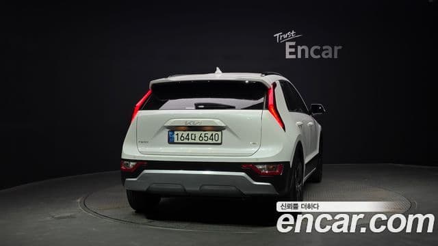 Kia Niro 2022 — Şəkil 4/20