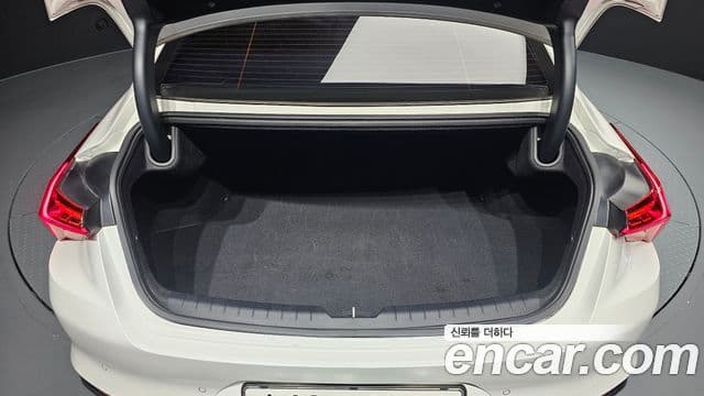 Kia K8 2022 — фото 20 из 20