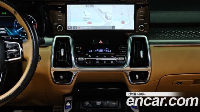 Kia Sorento 2021 — Фото 13/20