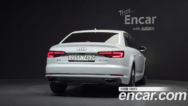 Audi A4 2019 — Фото 4/20