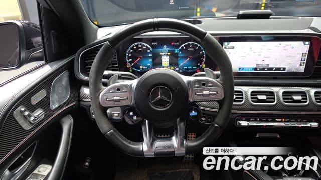 Mercedes-Benz GLE-Class 2020 — ფოტო 13/20