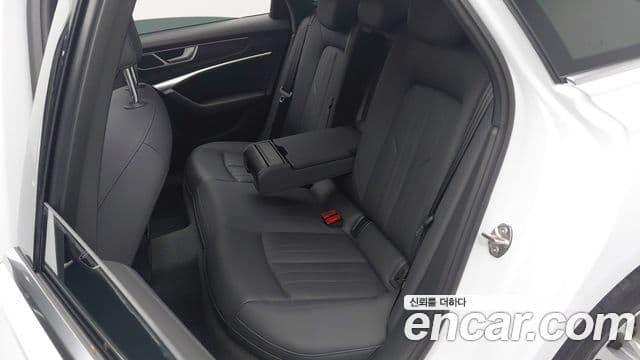Audi A6 2021 — Şəkil 11/20