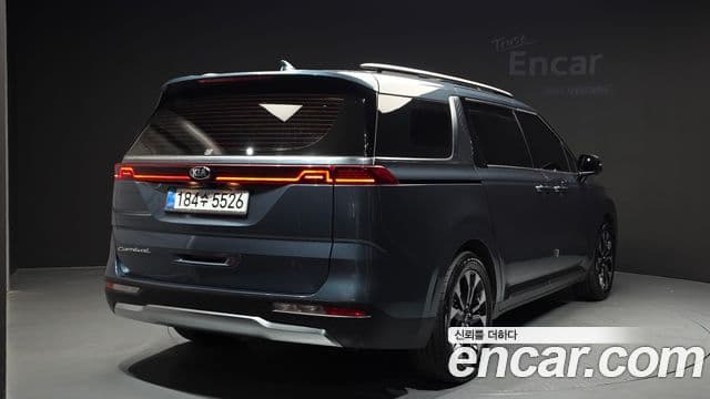 Kia Carnival 2021 — Фото 2/20