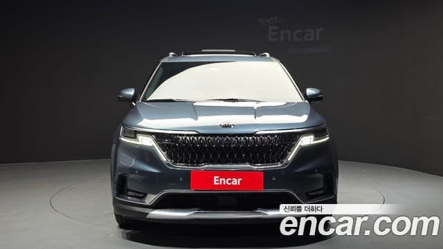 Kia Carnival 2021 — Фото 3/20