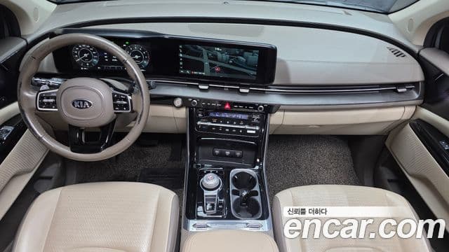 Kia Carnival 2021 — Фото 7/20