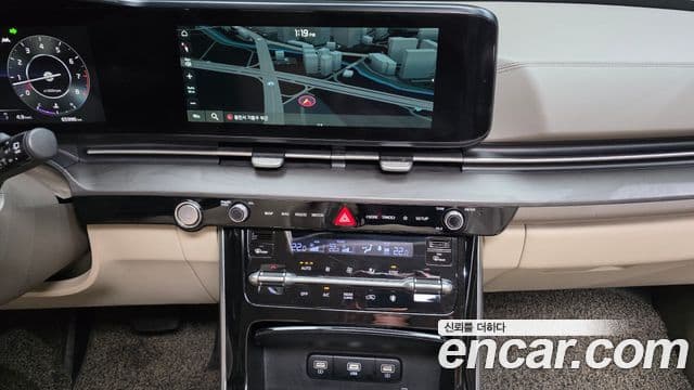 Kia Carnival 2021 — Фото 13/20