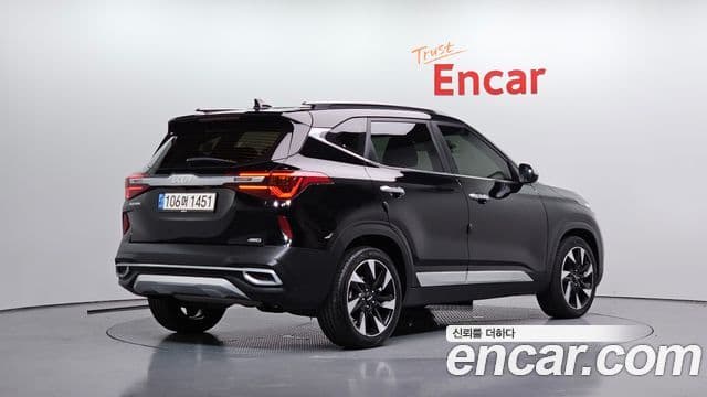Kia Seltos 2021 — ფოტო 2/20