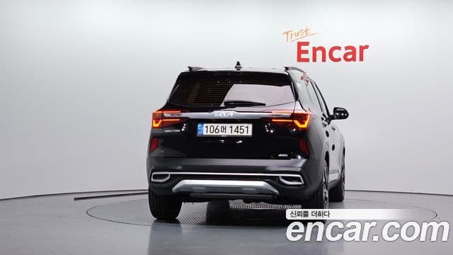 Kia Seltos 2021 — ფოტო 4/20